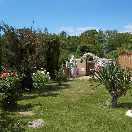 Yalta Complex Готель Светий Влас