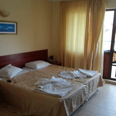 Yalta Complex מלון 3*