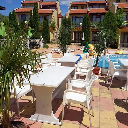 Yalta Complex 3* סבטי ולאס