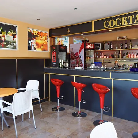 Yalta Complex סבטי ולאס